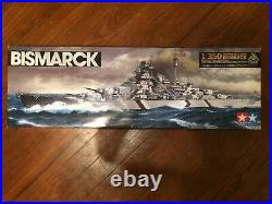 1/350 Scale Battle Ship Bismarck With Extras