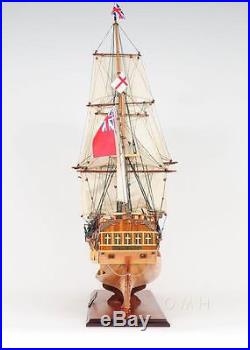 37 Long HMS ENDEAVOUR OPEN HULL WOODEN SHIP