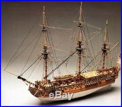 Beautiful, brand new Mantua Panart wooden model ship kit the Royal Caroline