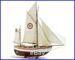 Beautiful, brand new wooden model ship kit by Billing Boats the Colin Archer