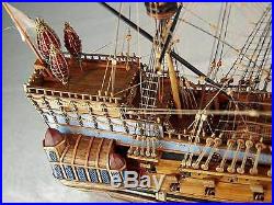 Beautiful, brand new wooden model ship kit by Mantua Sergal La Couronne (778)