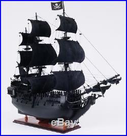 Black Pearl Pirate Ship T295
