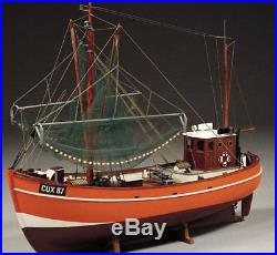 Cux 87 Krabbenkutter Fishing Trawler 133 Scale Billing Boats Wooden Ship Kit