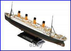 DOYUSHA Great Ship 1/700 Plastic Model No. 22 R. M. S Titanic LED Color Coded