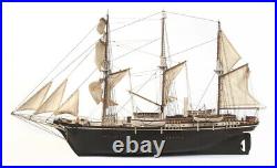 Endurance Ship Model Kit Scale 170 Height 17 9/16in Width 8 1/2in Length 75