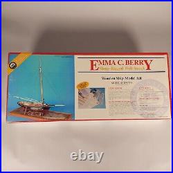 Model Shipways 1/32 Scale Emma C. Berry P. O. F. Wood Ship Model Kit NIOB