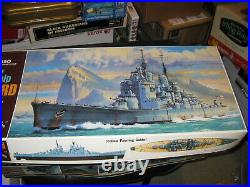 Motorized Royal Navy Battle Ship Vanguard by Hasegawa in 1450 scale
