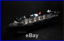 RMS Queen Mary 2 Cunard Line Handmade Ship Model 34 with lights Scale 1/400