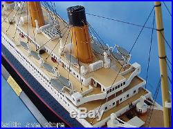 RMS TITANIC Collectors Gift Limited Model Ship 40 LED Lights Up MUSEUM QUALITY