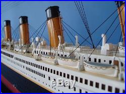 RMS Titanic Limited Model Cruise Ship 40