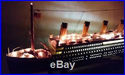 RMS Titanic White Star Line Handmade Wooden Cruise Ship Model 40 with lights