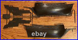 Revell English Man O' War 16th Century Elizabethan Galleon Model Ship Kit H-397