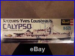 Revell Jacques-Yves Cousteau's Ship Calypso 1/125th Scale mode. Mint condition
