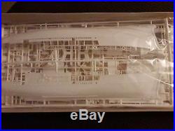 Revell Jacques-Yves Cousteau's Ship Calypso 1/125th Scale mode. Mint condition